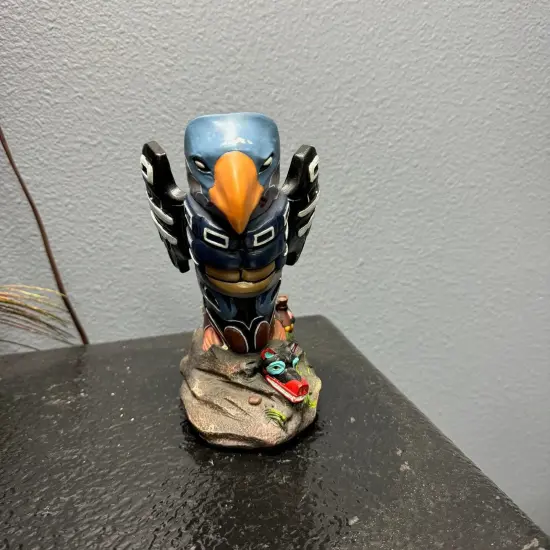 Indian Totem Wine Bottle Holder Statue {3}