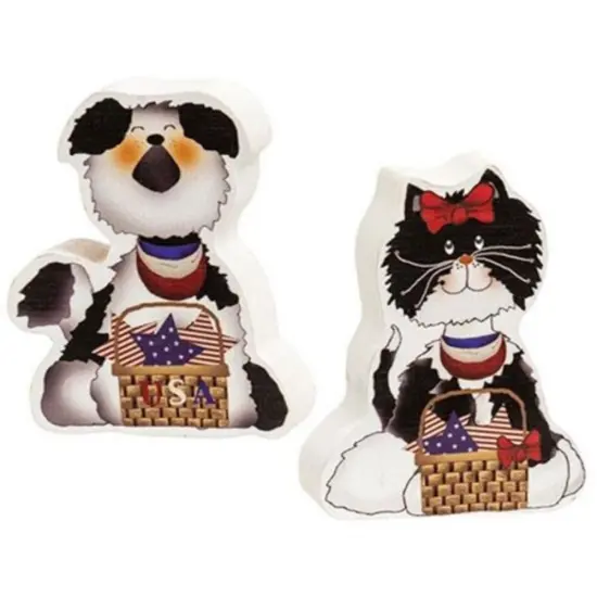 2-Piece Chunky Patriotic Pets Wooden Figurines for Home and Holiday Decor {1}