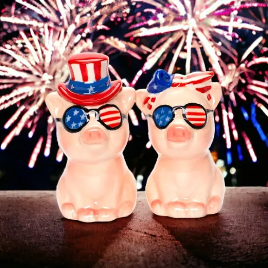 Ceramic Patriot Pig With Uncle Sam Hat Salt And Pepper, Home D&eacute;cor, Patriot Gift, Gift for Mom, Dad, Independence Day D&eacute;cor, July 4th {1}