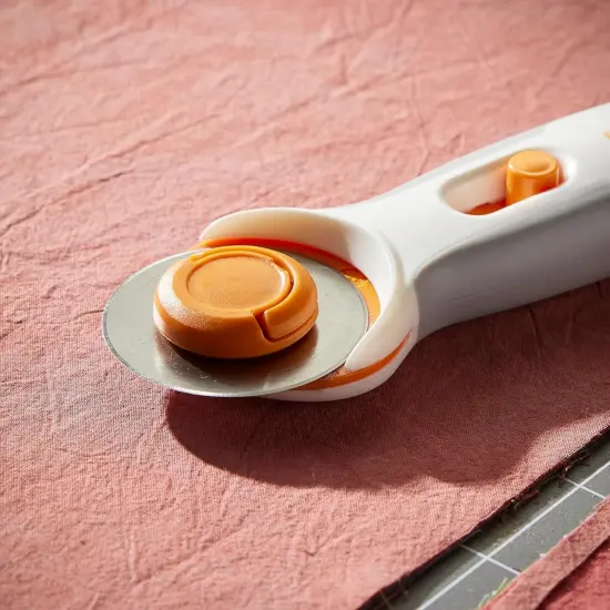 45mm Rotary Blades (5 Pack) - Rotary Cutter Blade Replacement - Crafts, Sewing, and Quilting Projects - Grey {4}