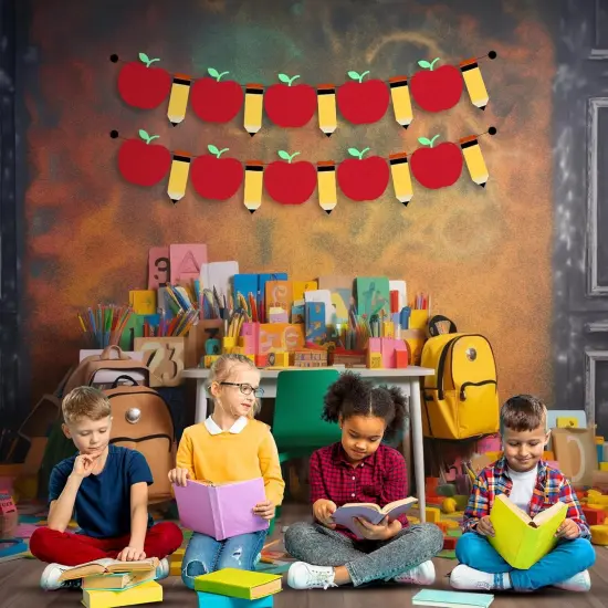 Felt Back to School Garland {2}