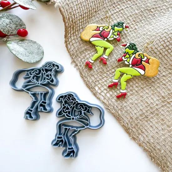GRINCH PINUP GIRL | CHRISTMAS | CLAY CUTTER {1}