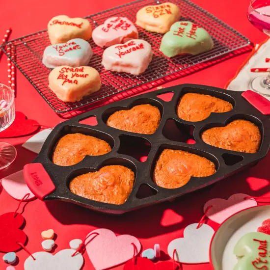 Lodge Cast Iron Mini Cake Pan, Makes 6 Heart-Shaped Cakes, Pre-seasoned Durable, and Perfect for Baking Muffins Brownies and More {5}