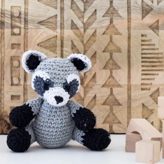 DIY Crochet Kit by Hoooked Raccoon Ricky - Gris PAK127 {1}