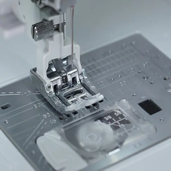 Janome Skyline 7 Computerized Quilting Machine {4}