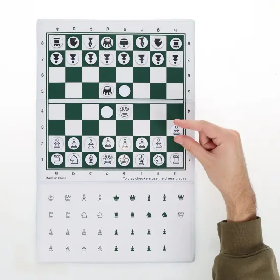 WE Games Magnetic Travel Chess Set Trifold {4}