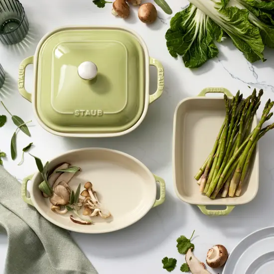 Staub Ceramic 4-pc Baking Pans Set, Casserole Dish with Lid, Brownie Pan, Pastel {5}