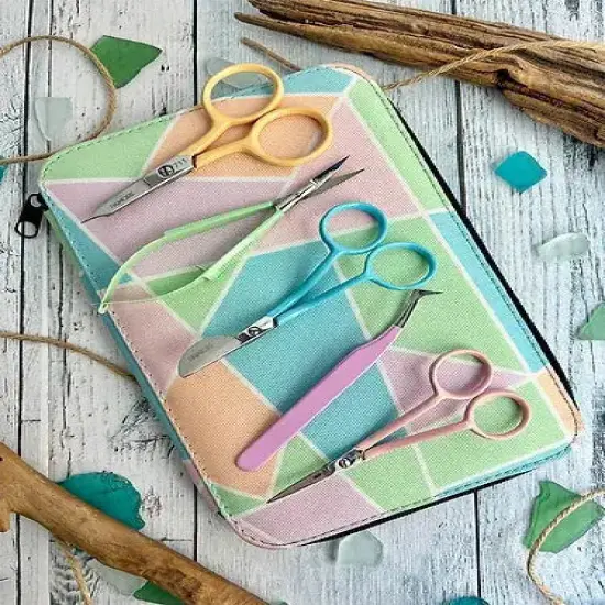 Pastel 5 Piece Embroidery Kit (712MD, 748C, 711, 738P, 507) {1}