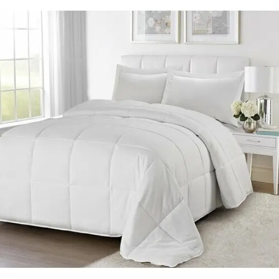 Traditional Microfiber Reversible 3 Piece Comforter Set {9}