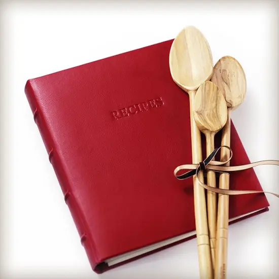 Gallery Leather Recipe book to write your own recipes - 3 Ring Recipe Binder With Protective Plastic Sleeves, Blank Cards, 25 Pocket Pages and Ivory Cards, Refillable - 9.25 x 8 " Frprt Met Purple {2}