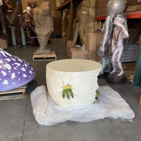 Child's Dinosaur Table Statue {5}