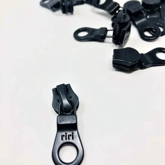 8MM Closed Bottom Zipper &ndash; Choose Your Color & Length {4}