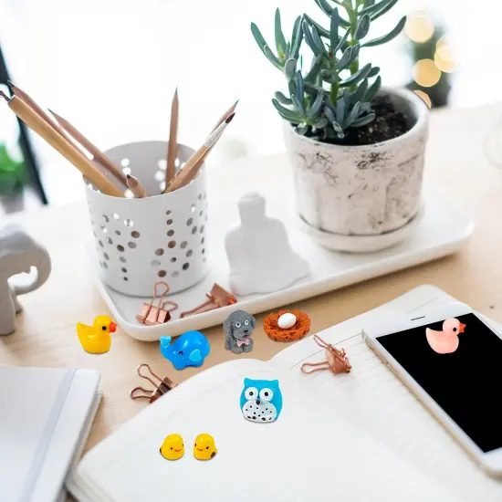 100 Pieces Mini Ocean Resin Animals Miniature Ocean Animals Tiny Figurine Tiny Resin Trinkets Marine Aquarium Ornaments Dollhouse Decorations for DIY Tank Potted Garden Landscape Accessory(Stylish Style) {3}