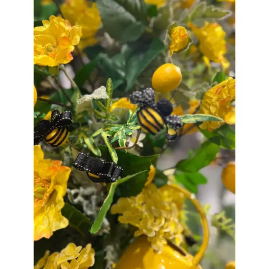 19" Spring Ribbon Bee Pick {3}