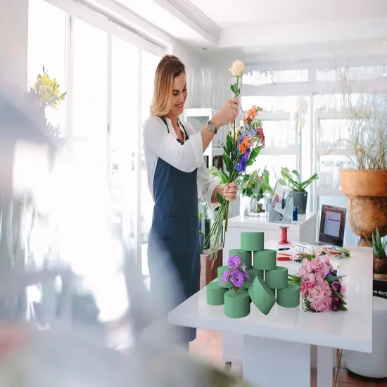 6 Pcs 4.5 Inch Round Floral Foam Blocks for Fresh and Artificial Flowers Arrangements, Dry and Wet Floral Foam for Wedding, Aisle Flowers, Party Decoration and Florist {5}