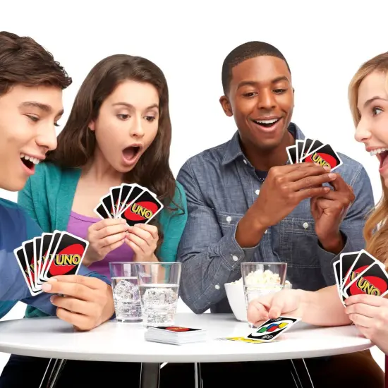 UNO CARD GAME {4}