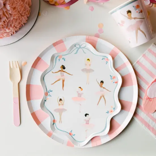 BALLERINA THEMED PARTY PLATES {4}