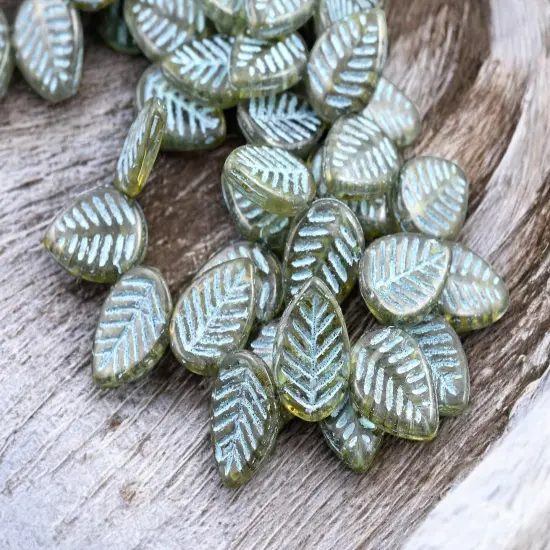*15* 16x12mm Turquoise Washed Crystal Picasso Top Drilled Dogwood Leaf Beads {1}