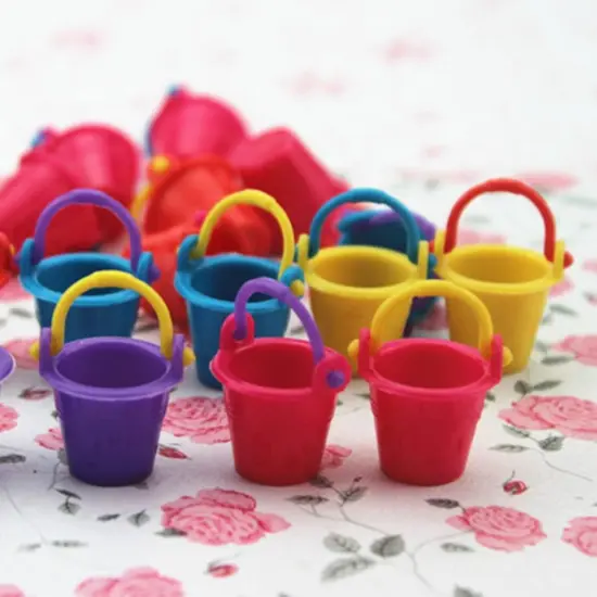 10pcs - Mini Plastic Beach Pail {2}