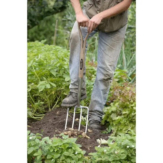 Spear & Jackson Traditional Stainless Steel Digging Fork, Heavy Duty Durable Stainless Steel Garden Tool, Ideal for Digging, Aerating, and Turning Soil {4}