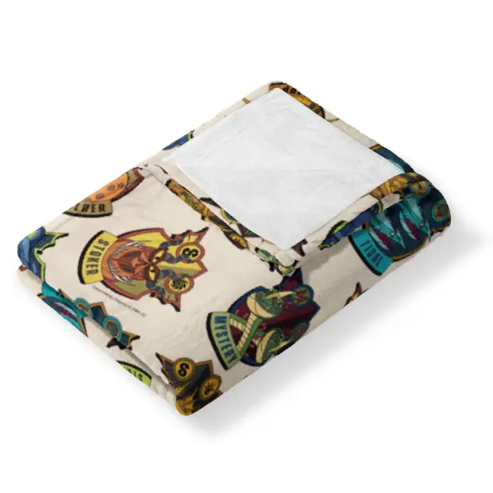 Universal How to Train Your Dragon Silk Touch Throw Blanket Dragon Badges {4}