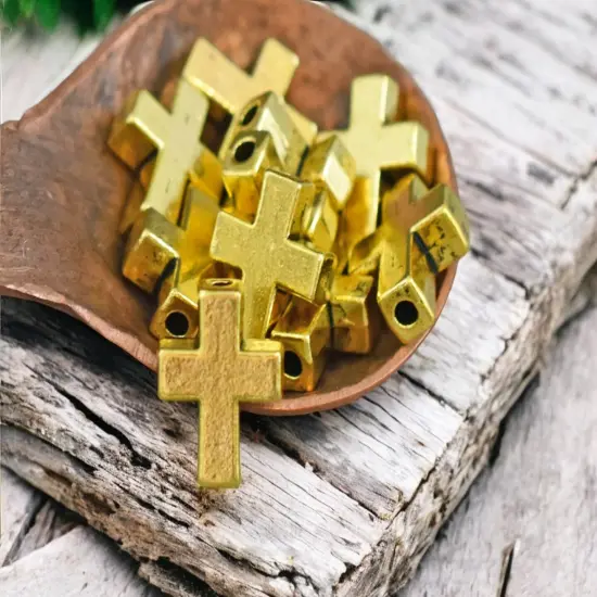 *20* 15x12mm Antique Gold Cross Beads {5}