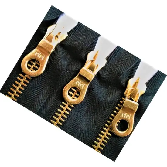 Zipper &ndash; Black 7" 8MM Brass Teeth Closed Bottom {2}