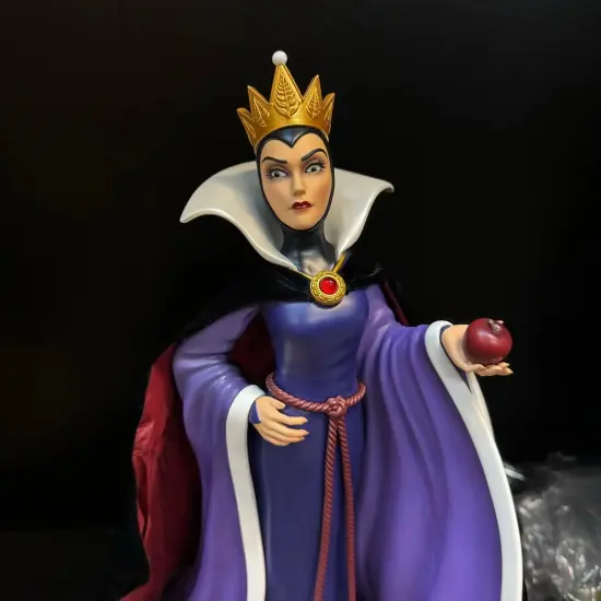 Snow White And The Seven Dwarfs Master Craft Queen Grimhilde Statue {5}
