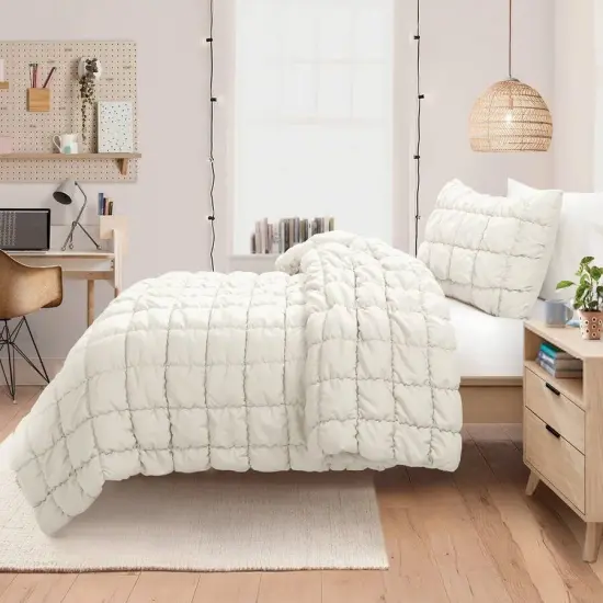 Quilted Soft Lightweight Comforter Set with Pillow Shams for Beds {5}