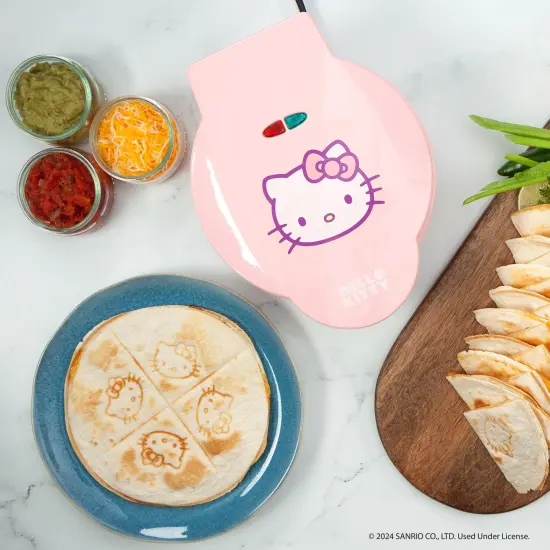 Uncanny Brands Hello Kitty Quesadilla Maker {2}