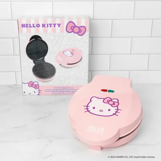 Uncanny Brands Hello Kitty Quesadilla Maker {4}