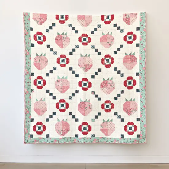 Berry Market Quilt Kit (kt-15740) | Riley Blake | Sewing Kit {1}