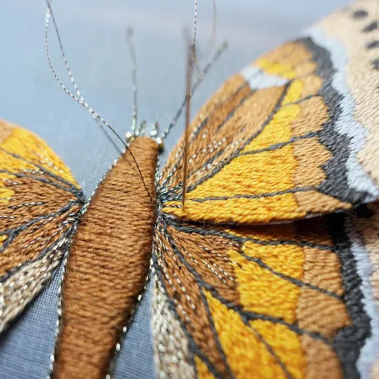 Embroidery Encyclopedia: Stitches and Techniques for Every Embroiderer {4}