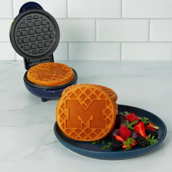 Uncanny Brands Michigan Wolverines Mini Waffle Maker {2}
