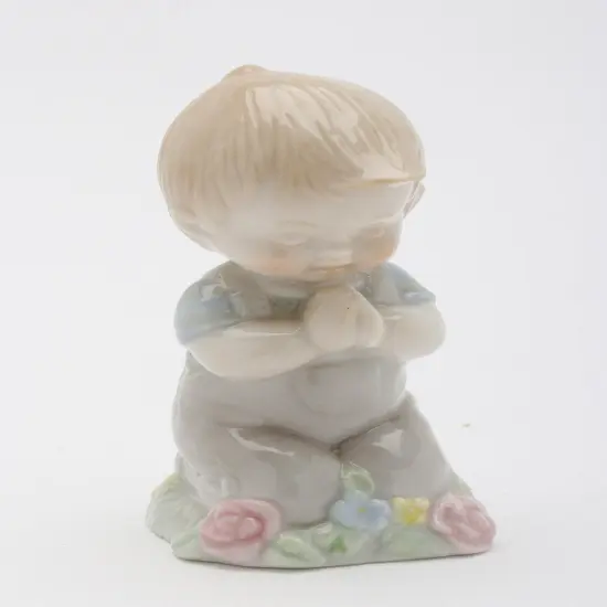 Ceramic Praying Boy Figurine, Religious D&eacute;cor, Religious Gift, Church D&eacute;cor, Baptism Gift {3}