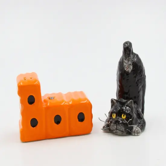 Ceramic Magnetic Halloween Cat Salt & Pepper Shakers, Home D&eacute;cor, Gift for Her, Gift for Mom, Kitchen D&eacute;cor, Fall D&eacute;cor {3}