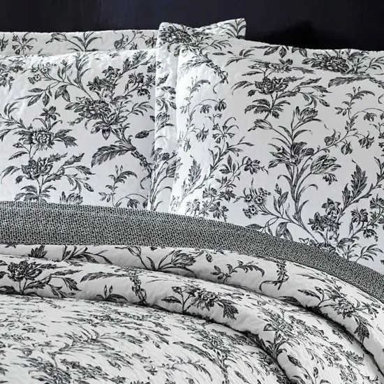 King Size Grey White Floral Reversible Quilt Set 3 Piece Bedding {2}