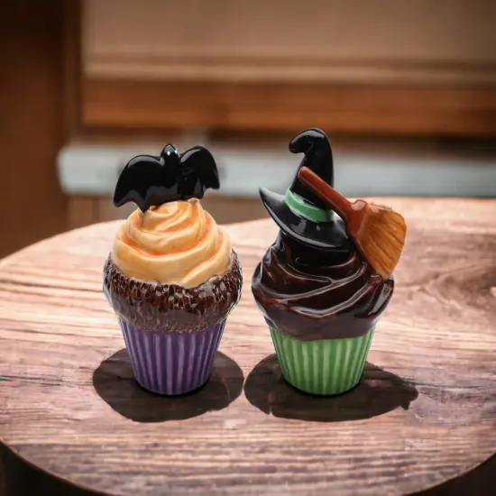 Ceramic Halloween Decor Bat & Witch Hat Cupcake Salt & Pepper, Home D&eacute;cor, Gift for Her, Mom, Kitchen D&eacute;cor, Fall D&eacute;cor, Halloween D&eacute;cor {2}