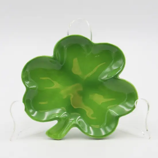 Ceramic Shamrock Plates-Set of 2, Home Décor, Gift for Her, Gift for Mom, Kitchen Décor, Irish Saint Patrick’s Day Décor {5}