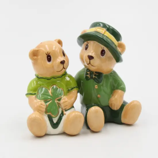 Ceramic Irish Teddy Bear Couple with Shamrock Salt and Pepper, Gift for Her, Gift for Mom, Kitchen D&eacute;cor, Irish Saint Patrick&rsquo;s Day D&eacute;cor {3}