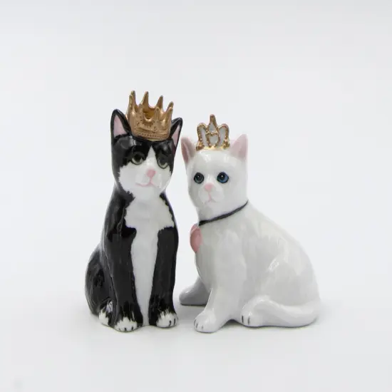 Ceramic King and Queen of Cats Salt and Pepper Shakers, Home D&eacute;cor, Gift for Her, Gift for Mom, Kitchen D&eacute;cor, Cat Lovers Gift {3}