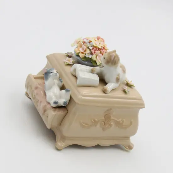 Ceramic Kittens With Dresser Music Box, Home Décor, Gift for Her, Gift for Mom, Kitchen Décor, Cat Lovers Gift, Pet Loss Gift {3}