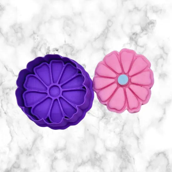 Spring Time Flowers 1.5 inch to 3.5 inch Cutter and Stamps Set {2}