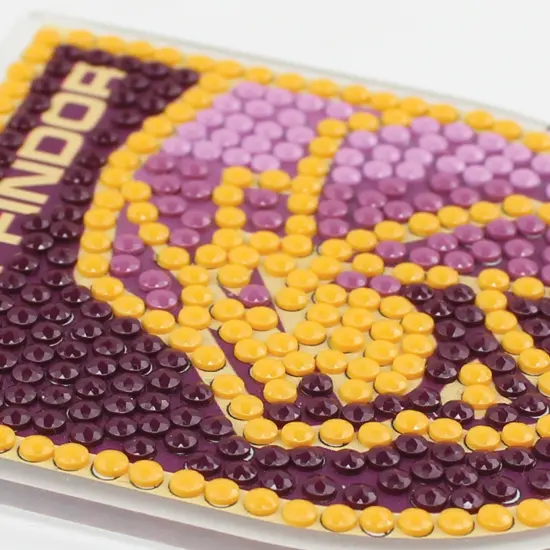 Camelot Dots Diamond Art Kit 2.625"X3.14" -Harry Potter Gryffindor Crest Charm {6}