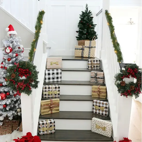 15 FT Prelit Artificial Christmas Garland with 35L Mini String Lights {2}