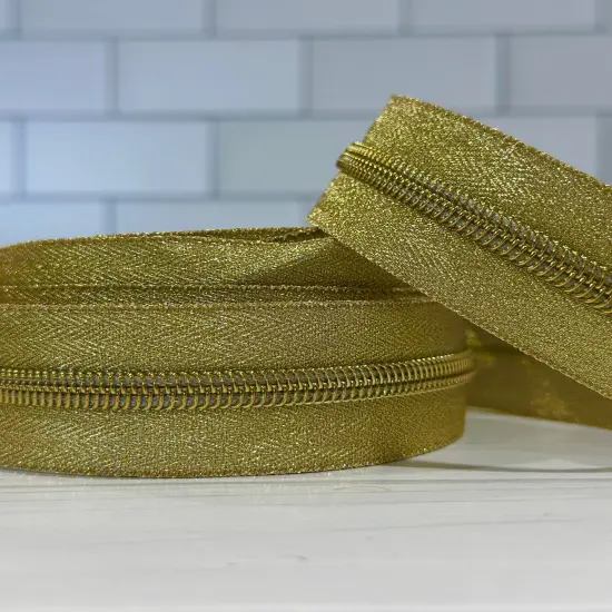 Light Gold Metallic Zipper Tape {1}