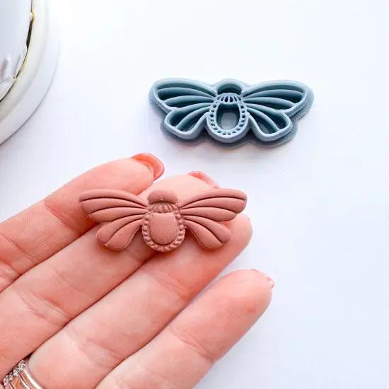 BEVELED BUTTERFLY INSECT | GARDEN | CLAY CUTTER {3}