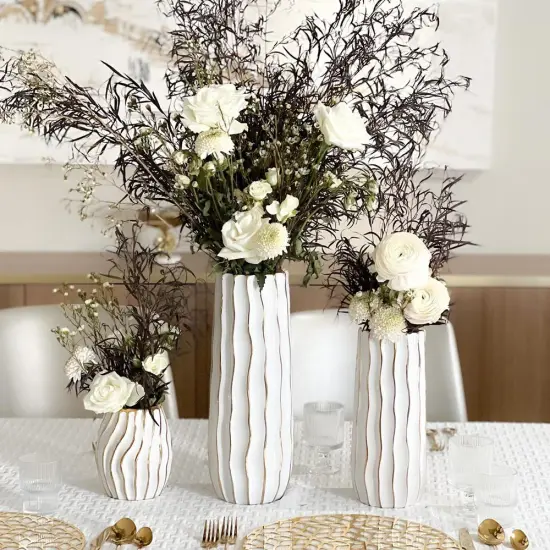 White Porcelain Short Vase with Gold Wavy Design By Kinor Decor {2}