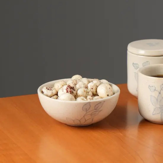 Fiore Eggshell Ceramic Nut Bowl &ndash; 100ml Elegant Mini Snack Dish {2}