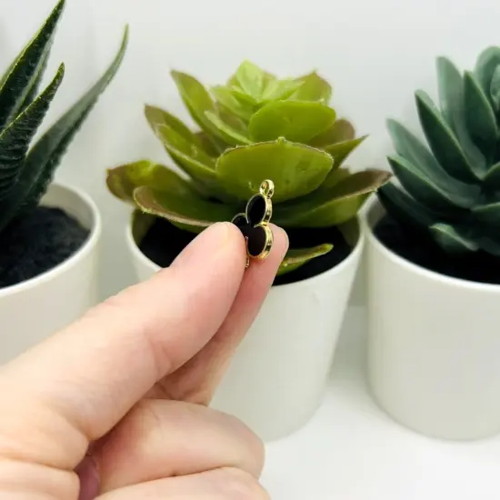 1, 4, 20 or 50 Pieces: Black Playing Card Club Charms {4}